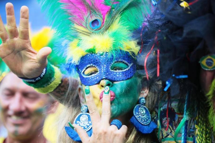 Maschere da Carnevale di Rio a Samara. Epa